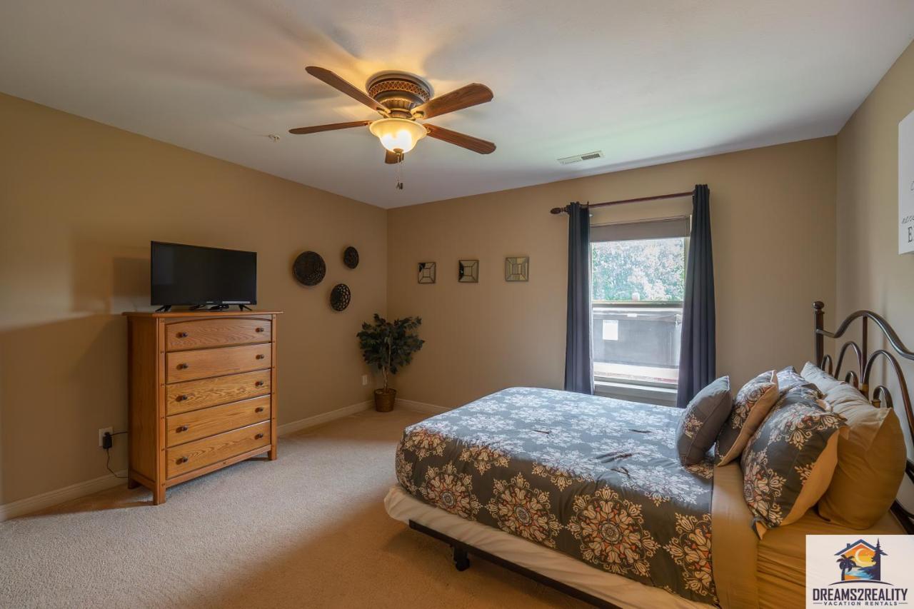 4Br Walk-In - Foosball Table - Hot Tub - Fire Pit - Free Tickets Included - Dv166 Branson Ngoại thất bức ảnh
